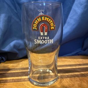 John Smiths Pint glass